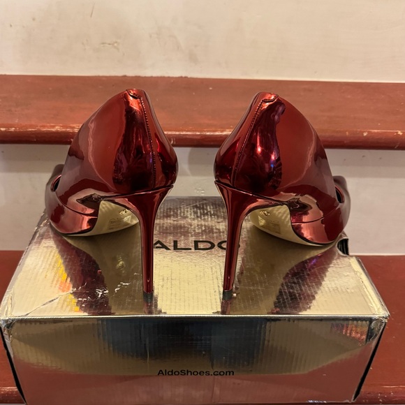 Aldo Red Chrome Pumps - Picture 4 of 6
